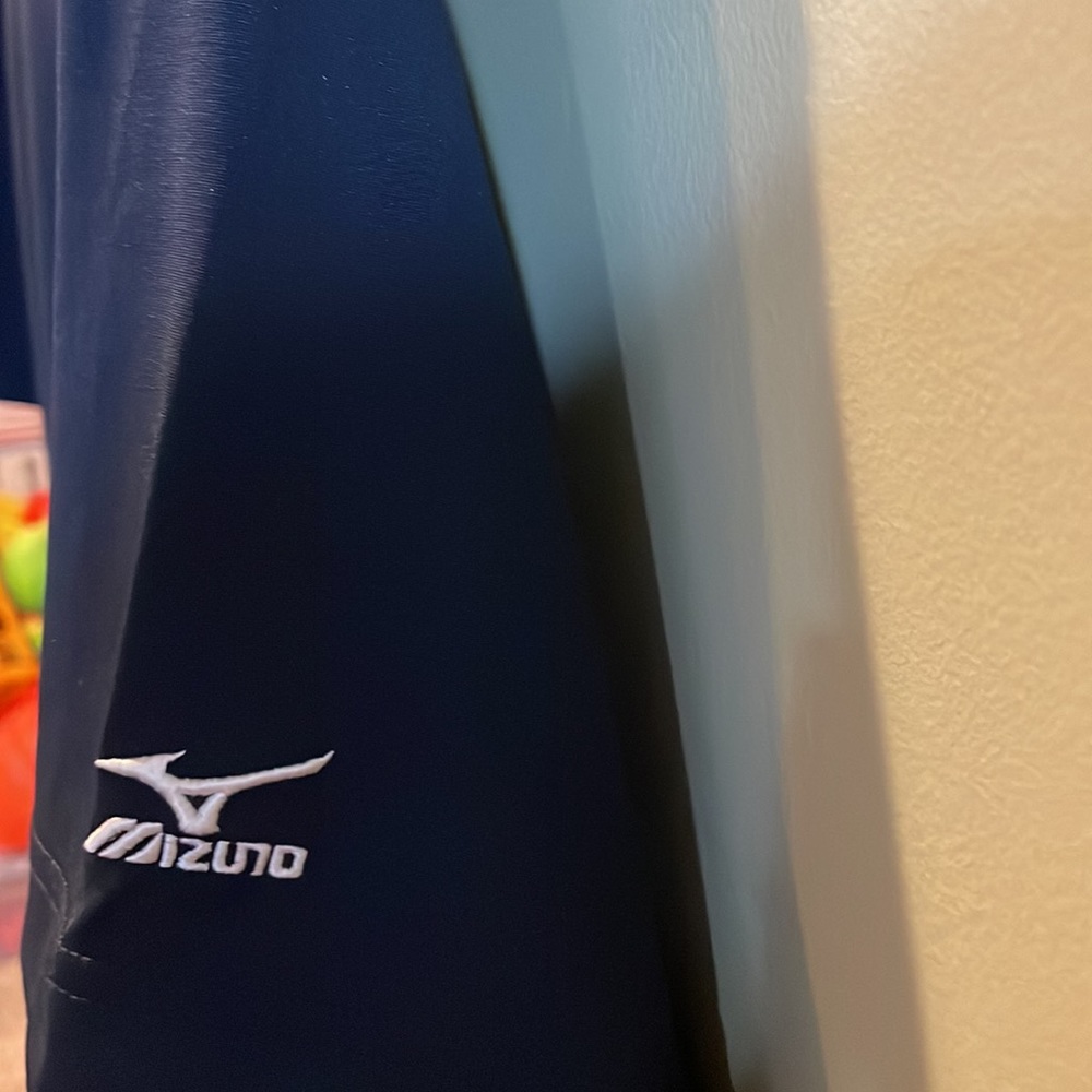 Mizuno shirt - Picture 2 of 3